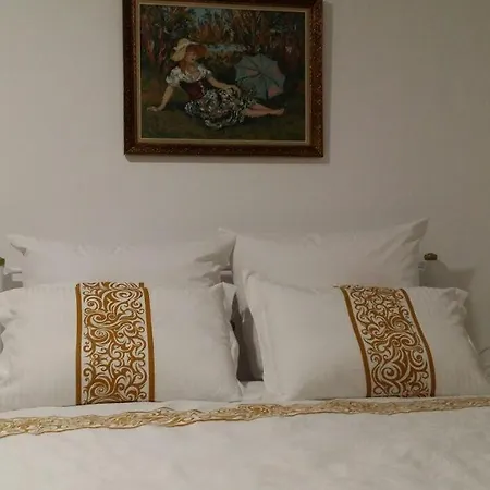 Bed & Breakfast In Atény
